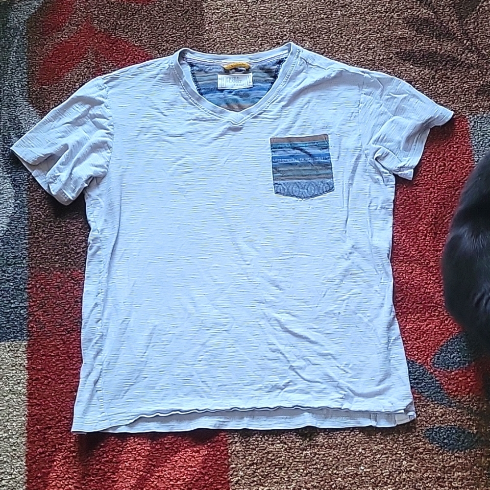 🍀Free planet large t shirt
